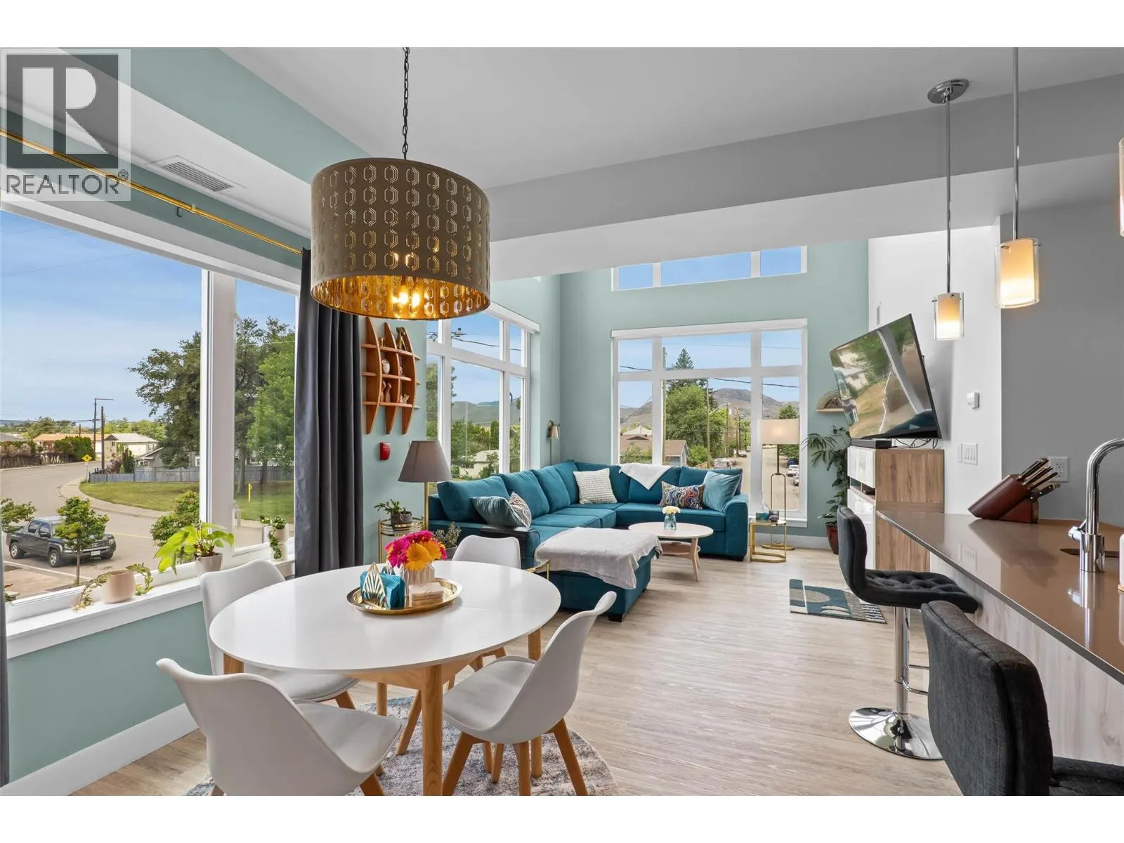 107 YEW Street Unit# 201