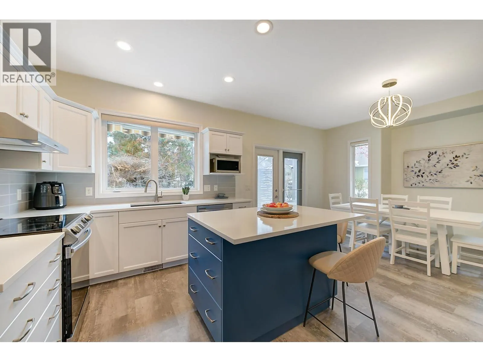 4141 Gallaghers Forest Road S