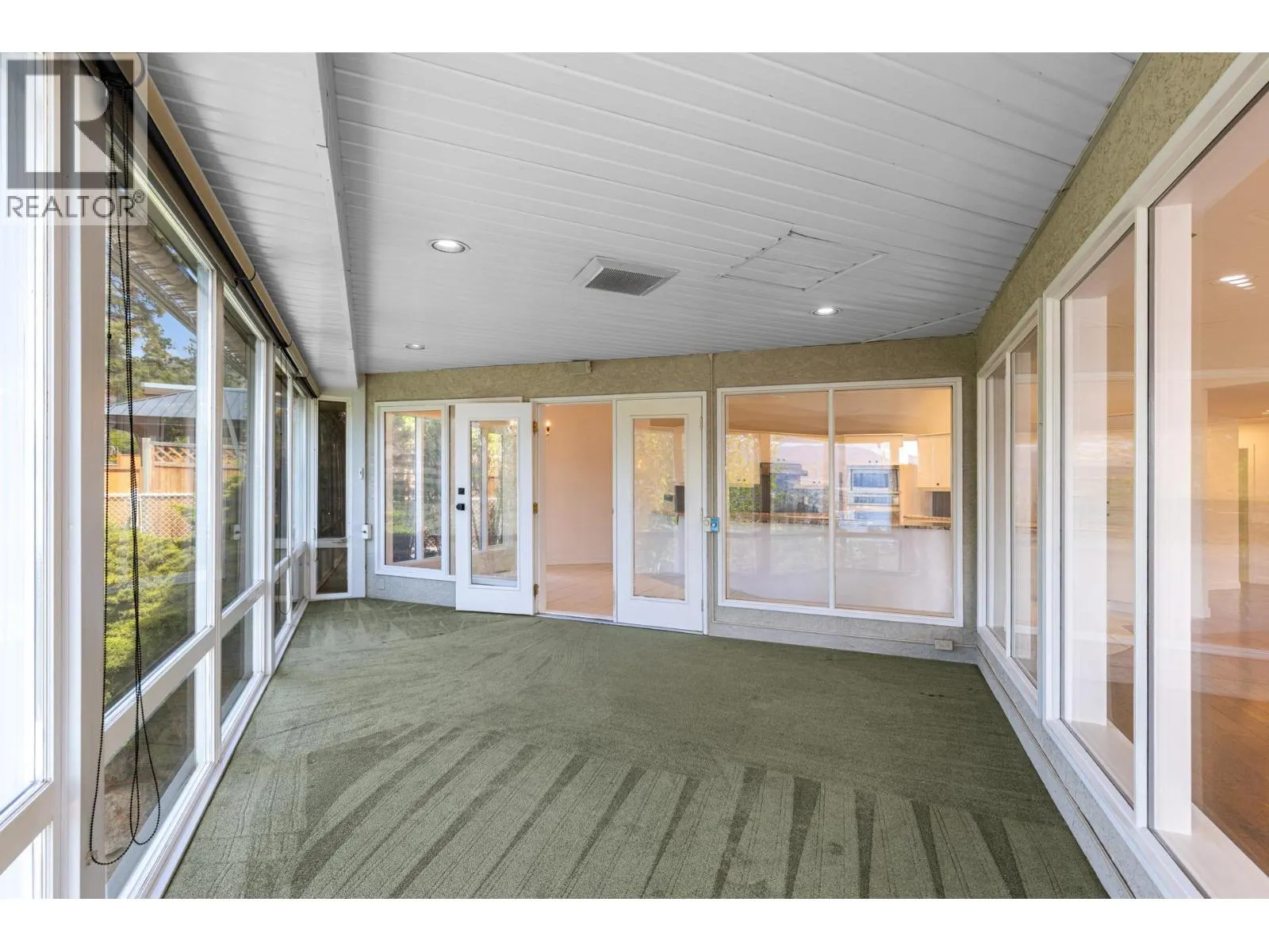 3784 Inglis Place
