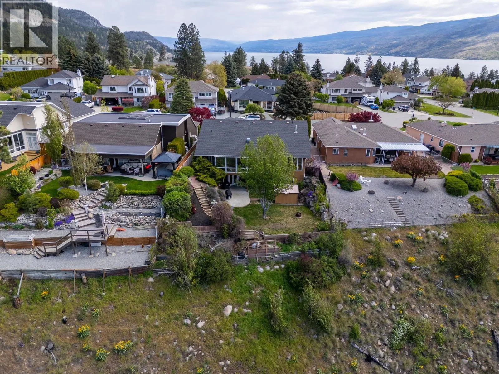 3784 Inglis Place