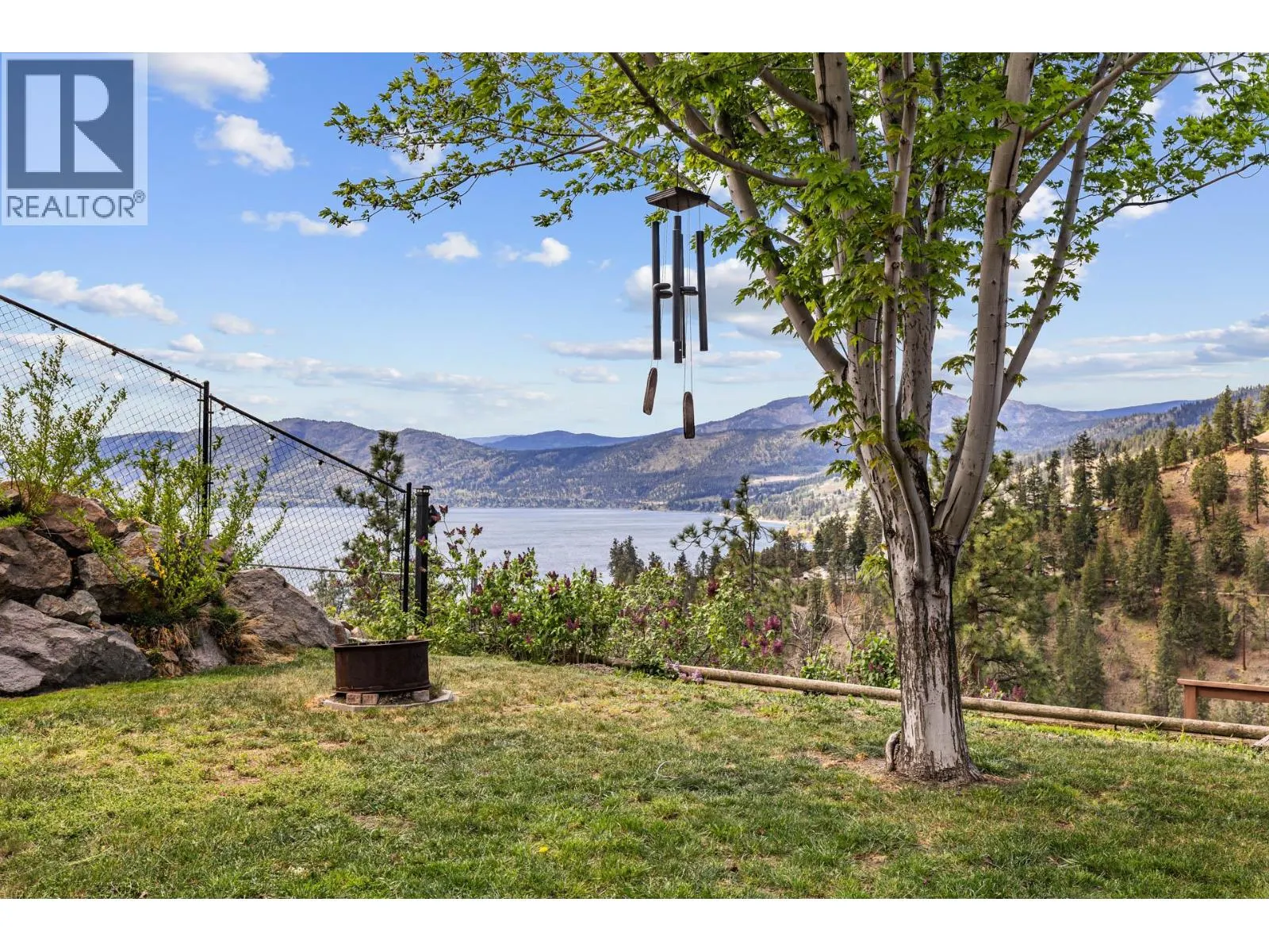 3784 Inglis Place