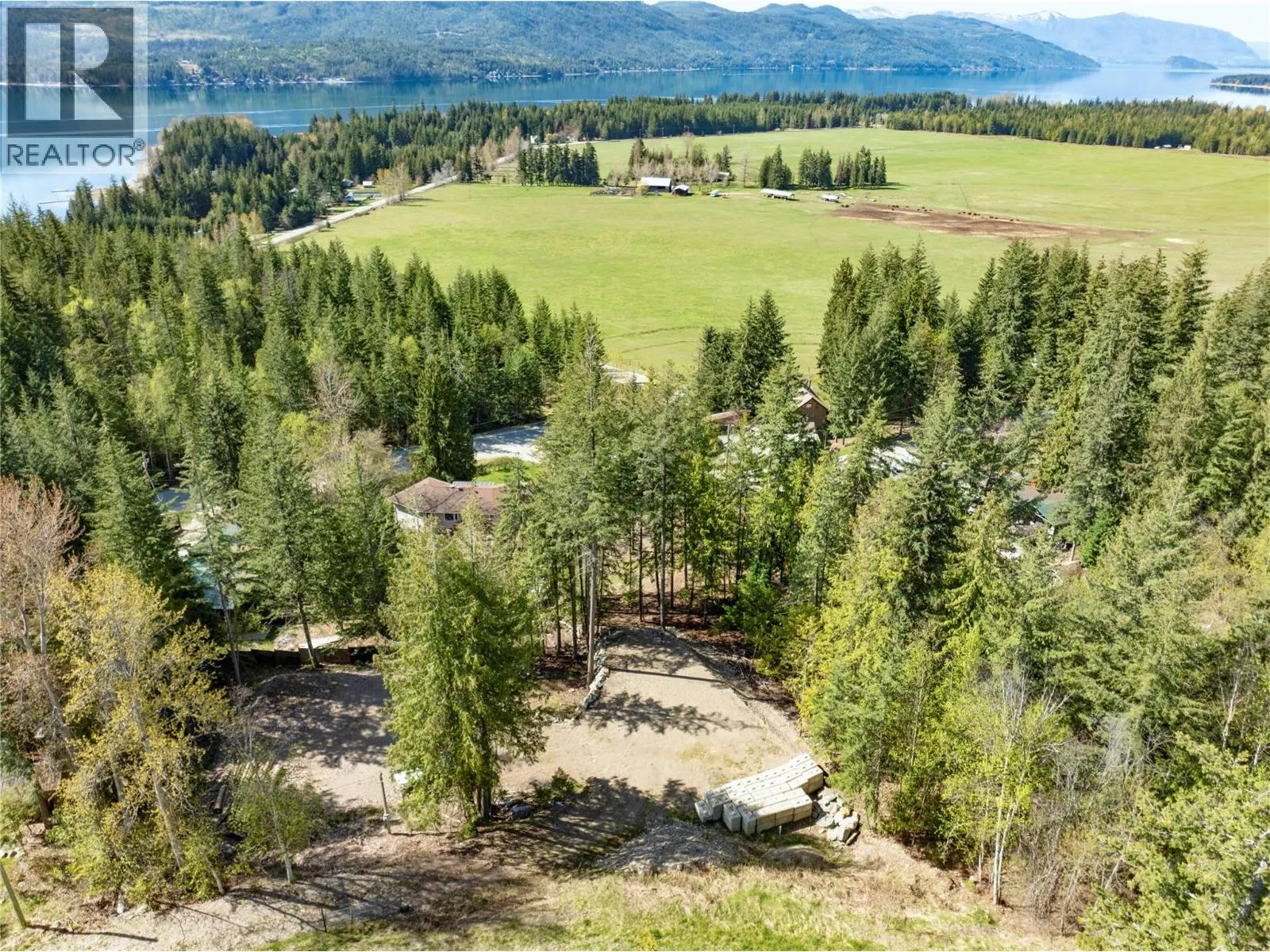2699 Fraser Road