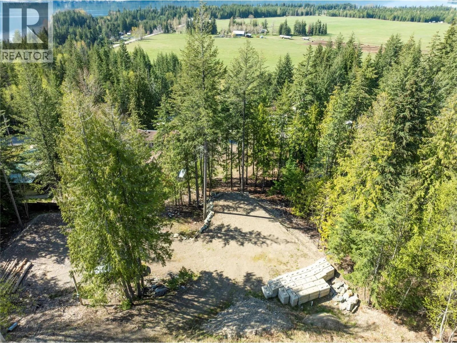 2699 Fraser Road