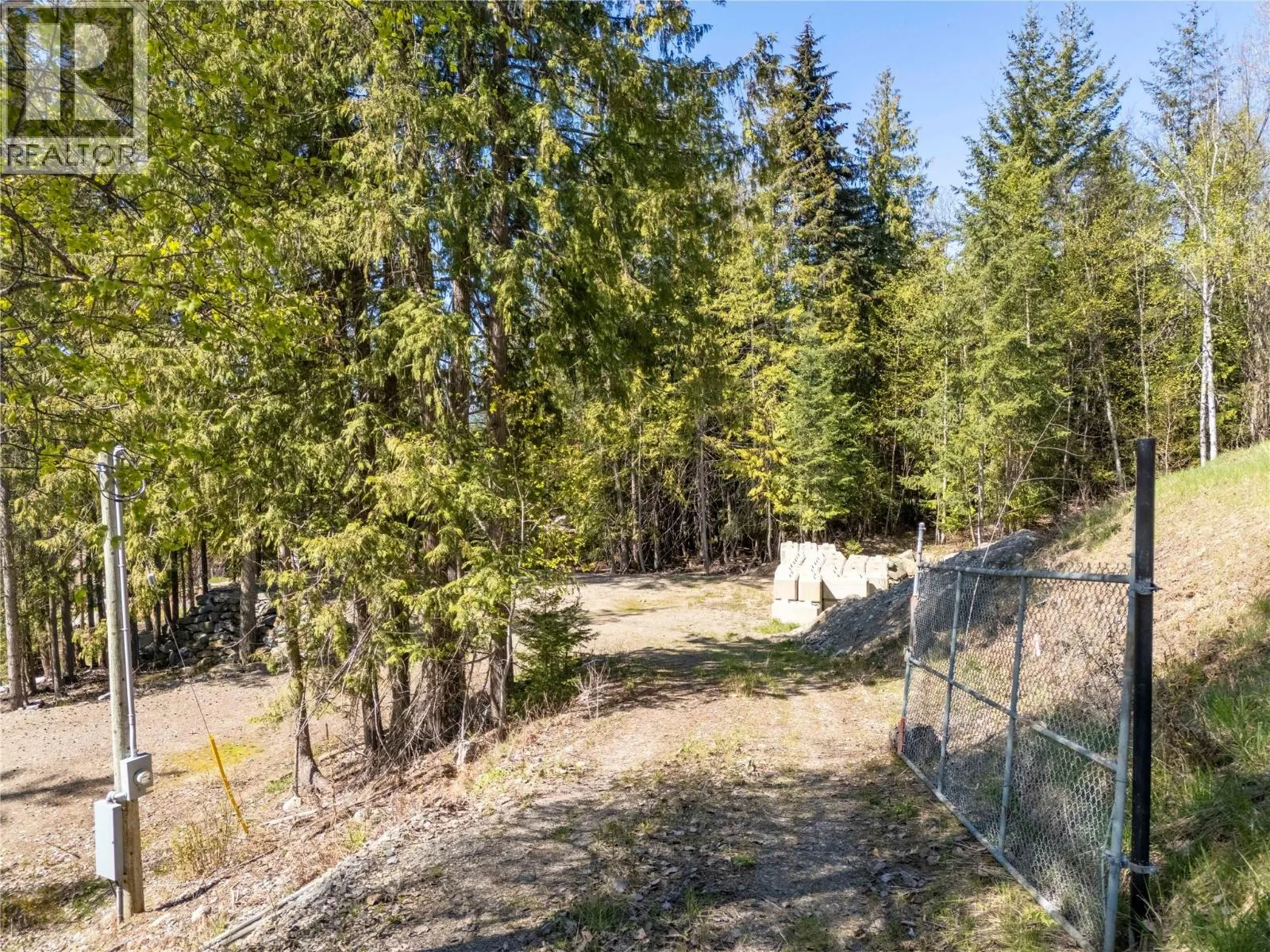 2699 Fraser Road
