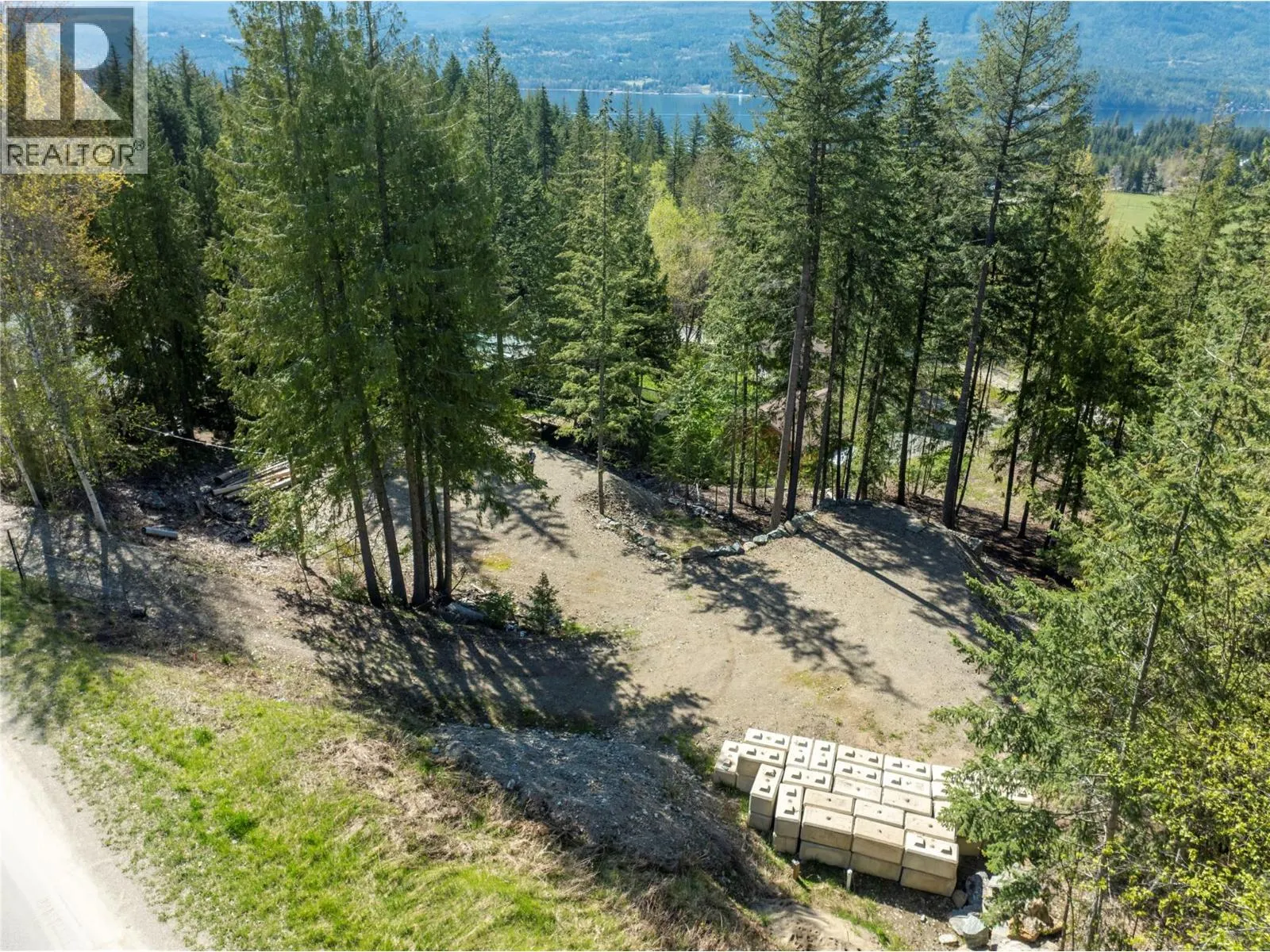 2699 Fraser Road
