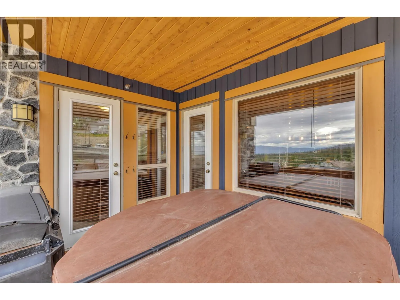 375 Raven Ridge Road Unit# 301