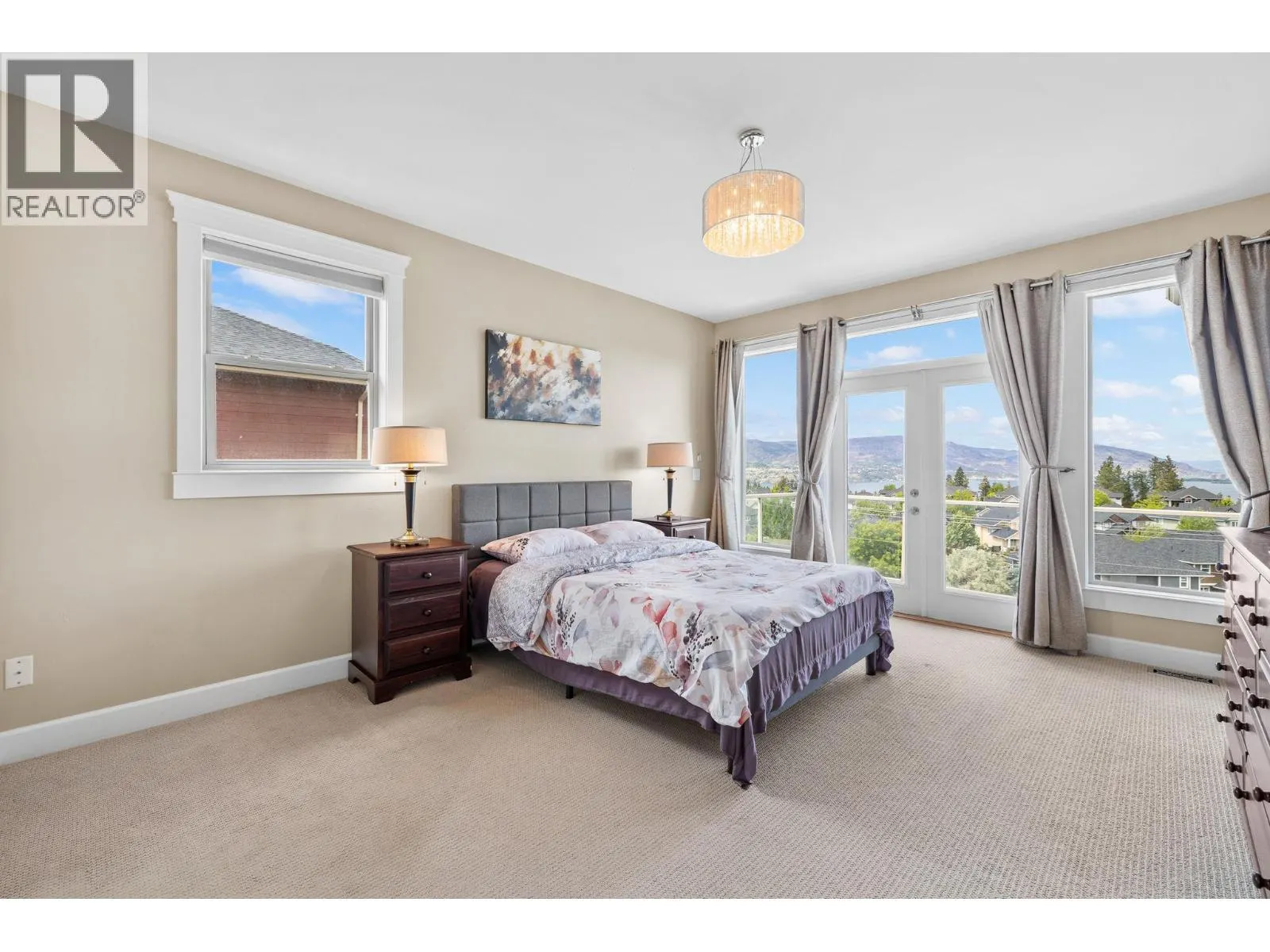 368 Trumpeter Court