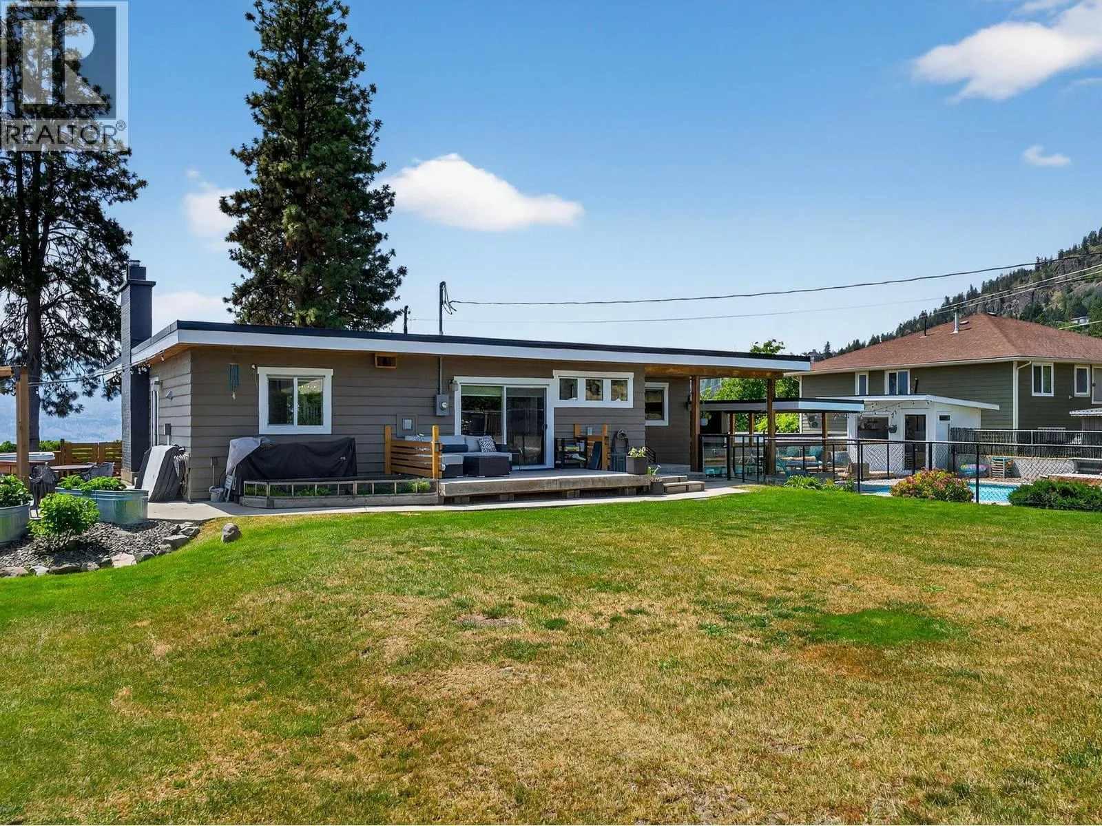 2715 Boucherie Road