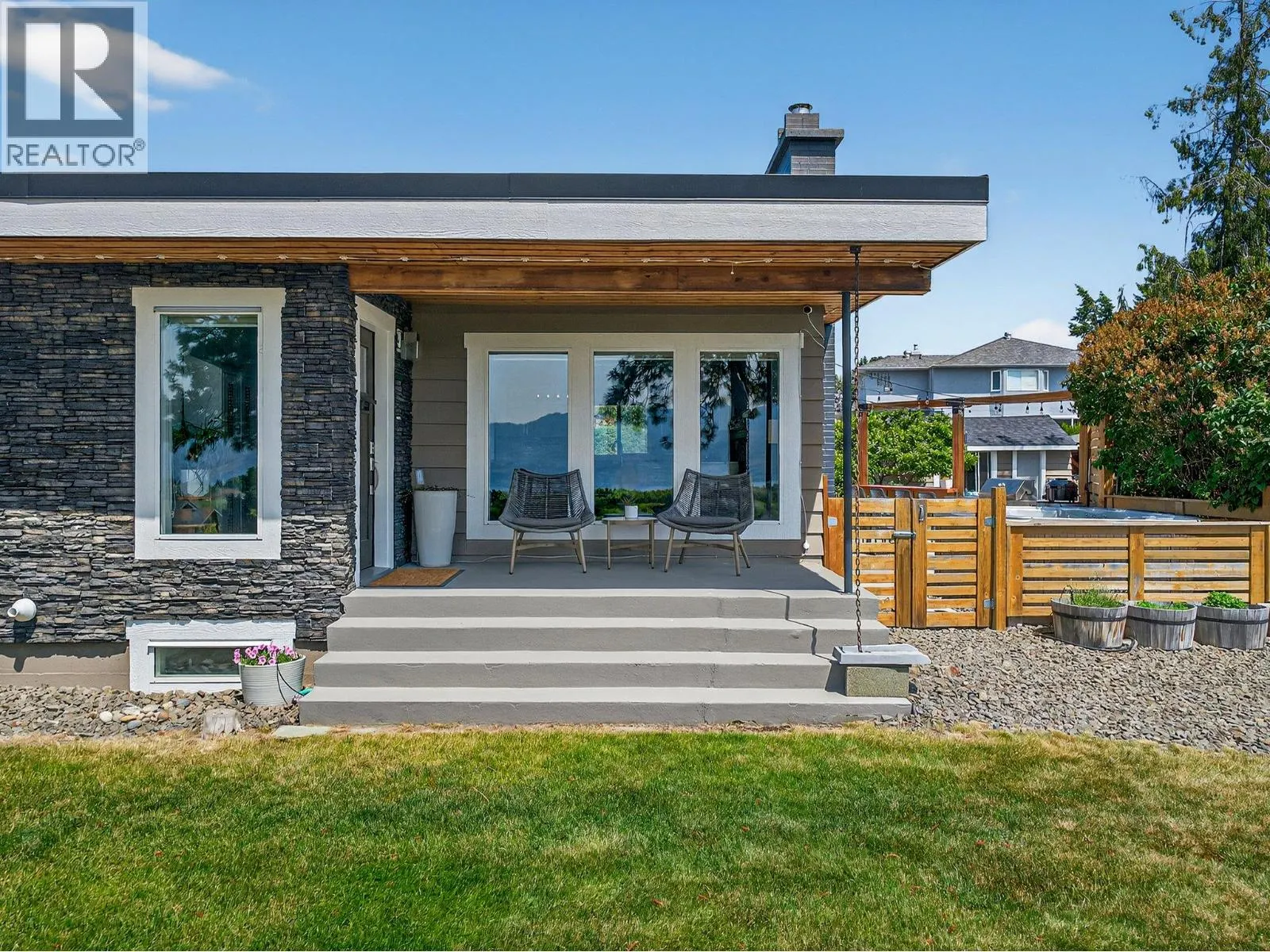 2715 Boucherie Road