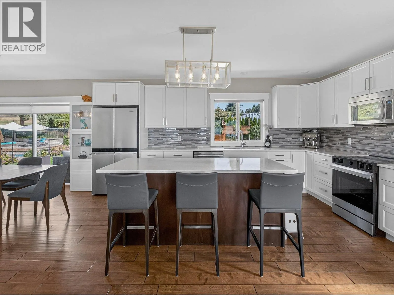 2715 Boucherie Road
