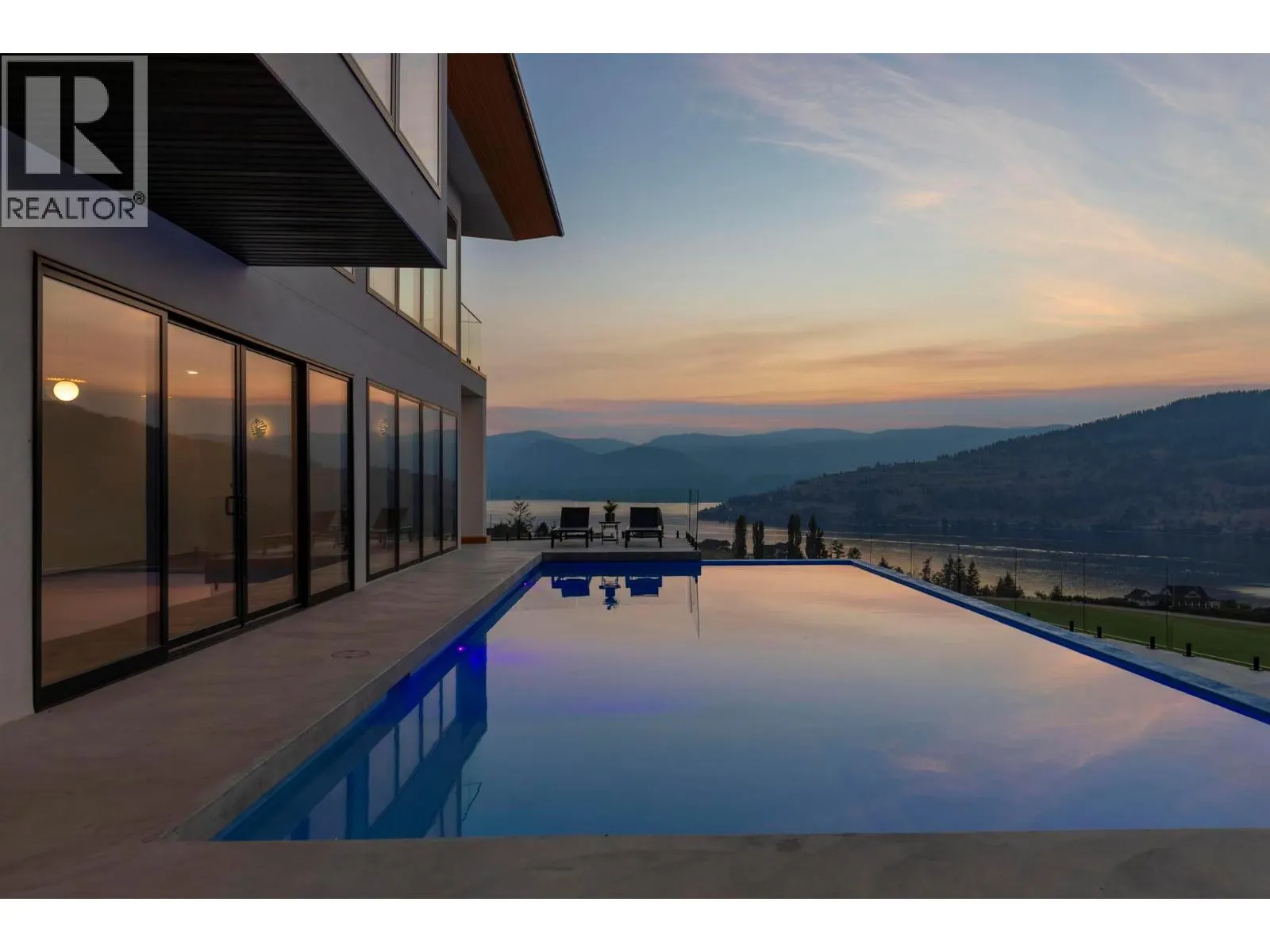 120 Sunset Boulevard