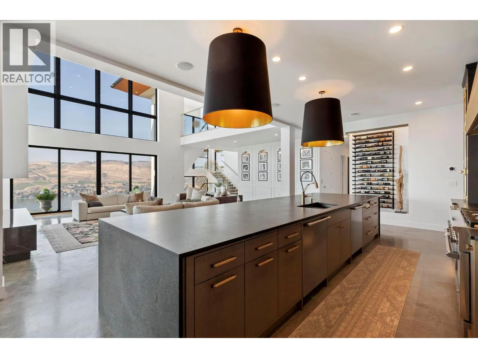 120 Sunset Boulevard