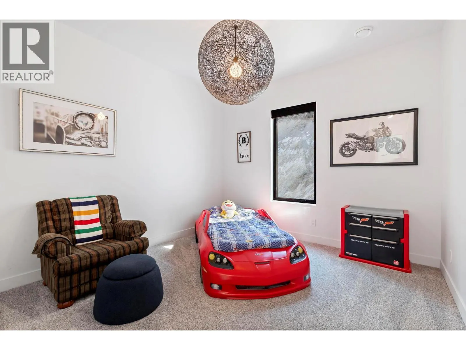 120 Sunset Boulevard