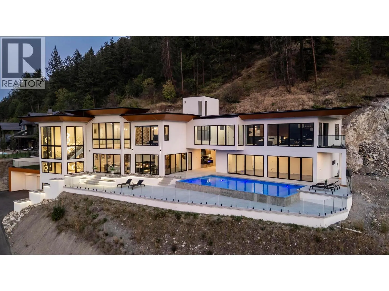 120 Sunset Boulevard