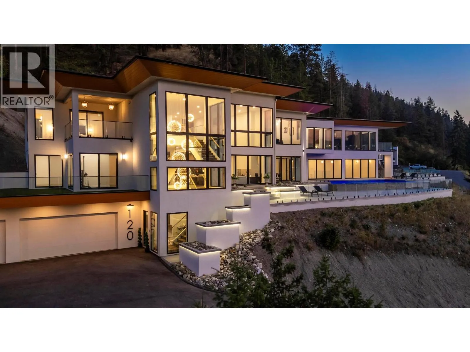 120 Sunset Boulevard