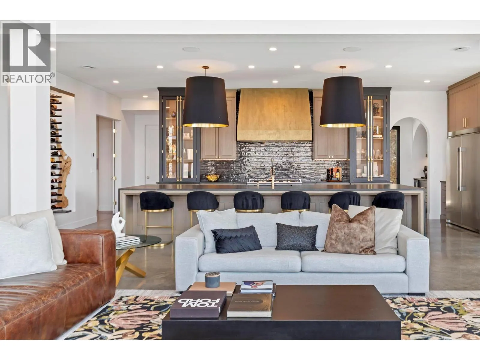 120 Sunset Boulevard