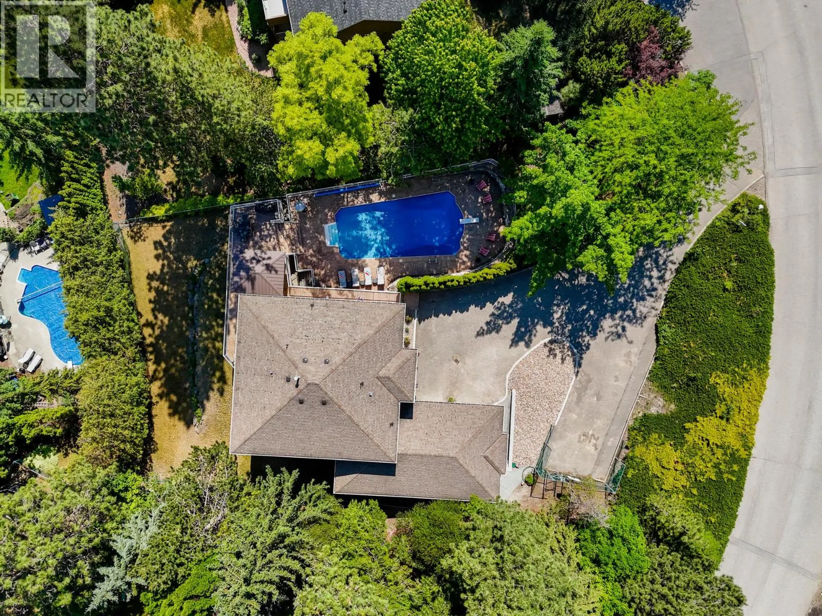 1015 Guest Road