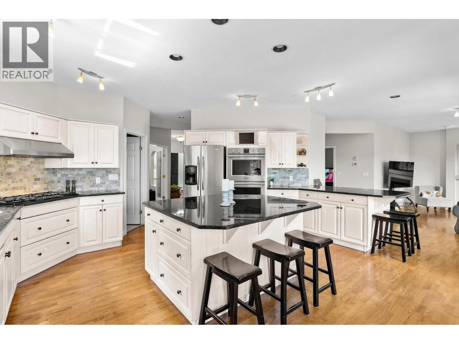 1015 Guest Road