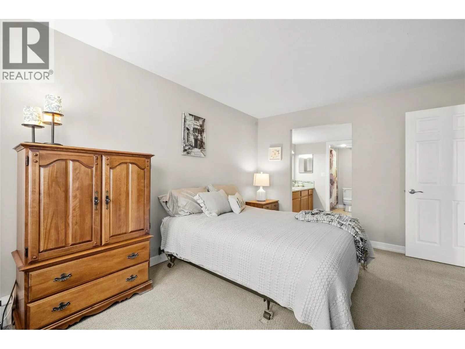 250 5 Street SE Unit# 115