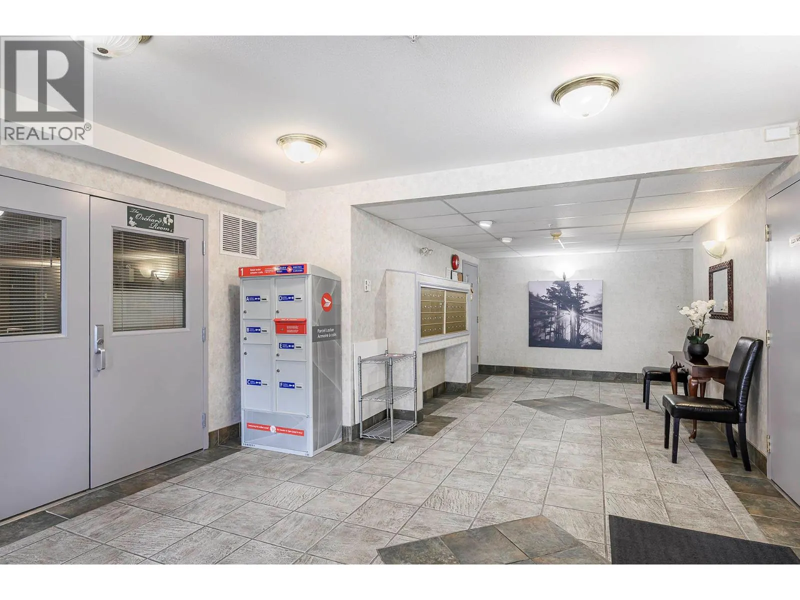860 NICOLANI Drive Unit# 407