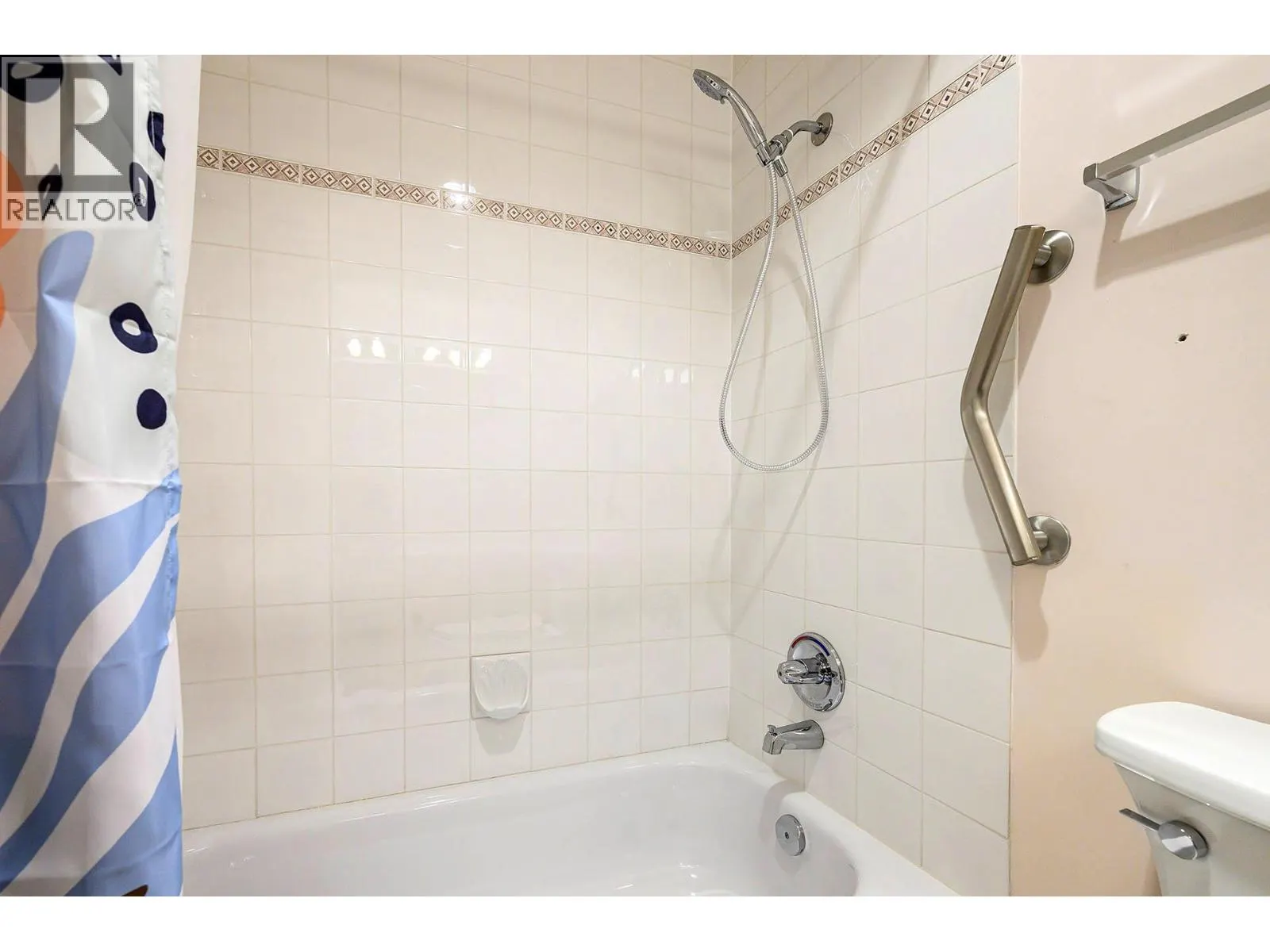 860 NICOLANI Drive Unit# 407