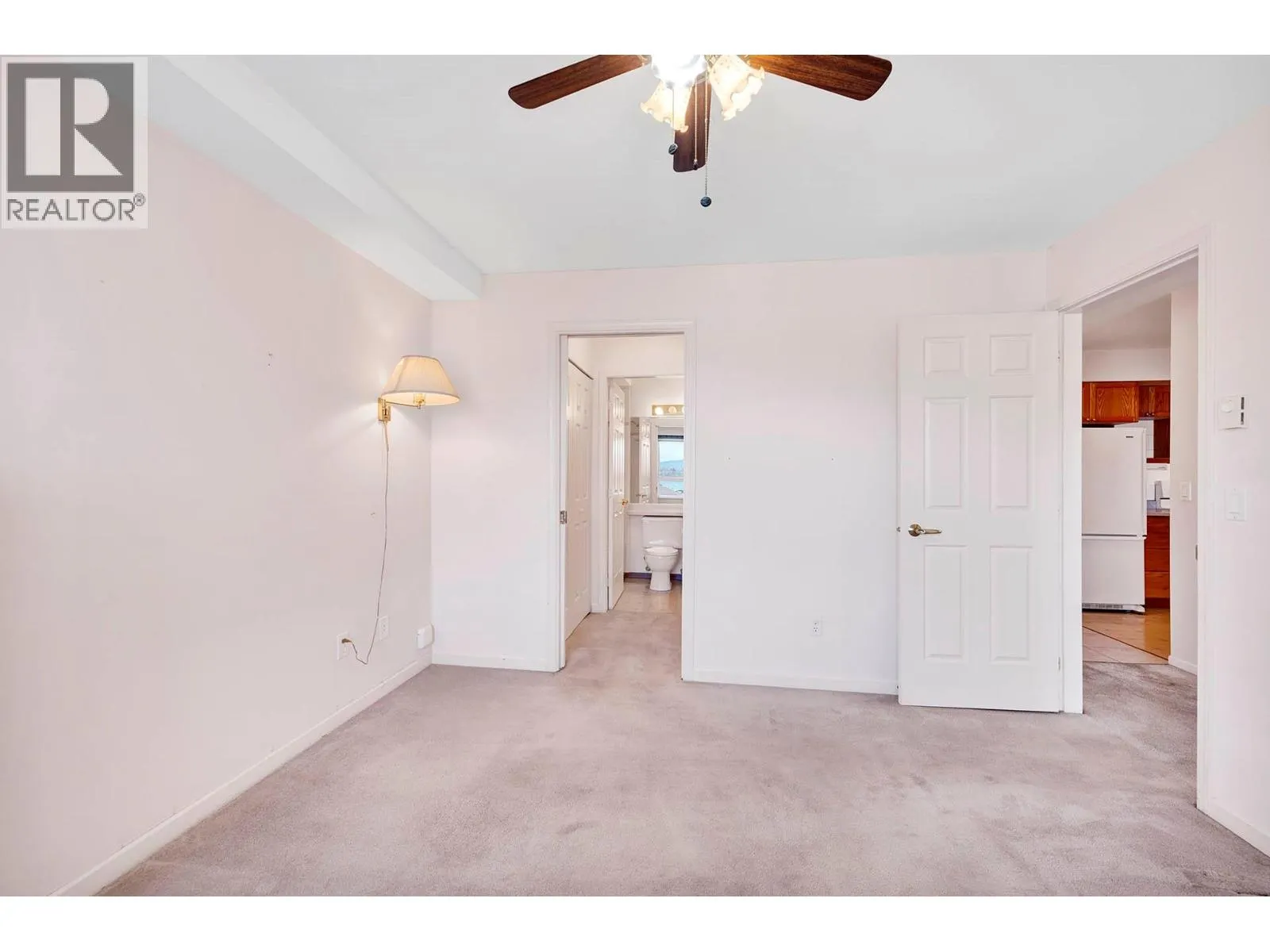 860 NICOLANI Drive Unit# 407