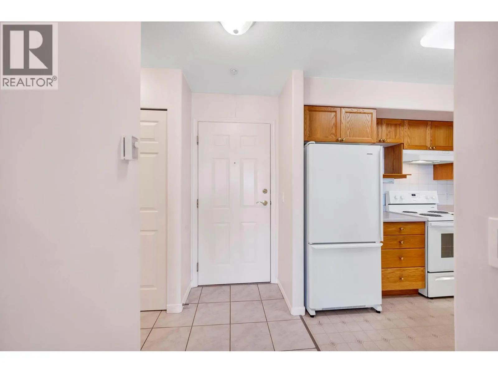 860 NICOLANI Drive Unit# 407