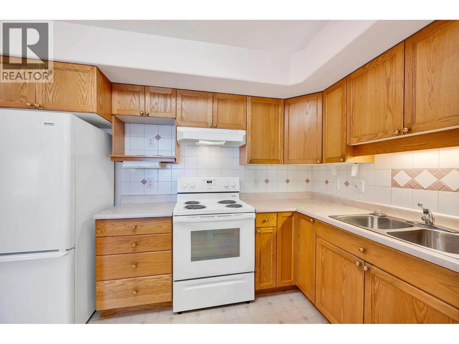 860 NICOLANI Drive Unit# 407
