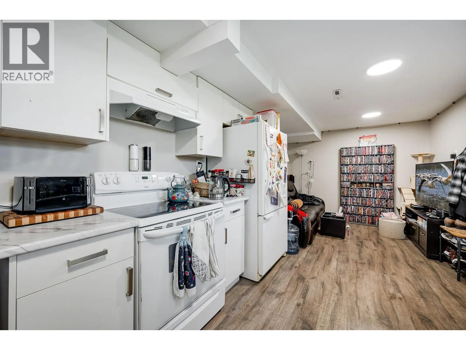 315 Prior Road S