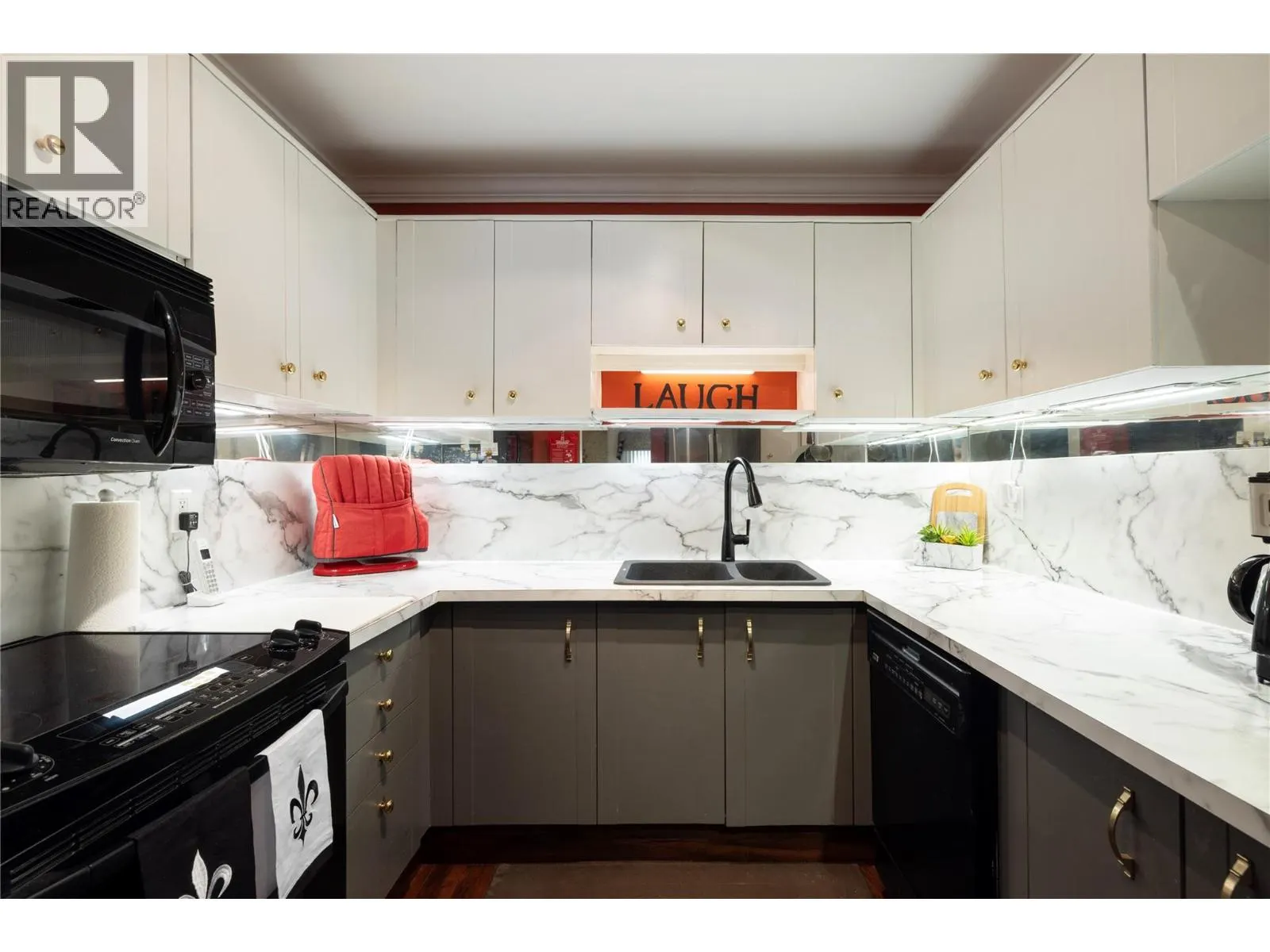 1035 Bernard Avenue Unit# 115