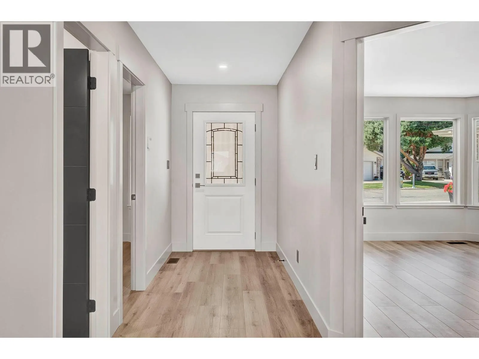 312 ARBUTUS Street Unit# 27