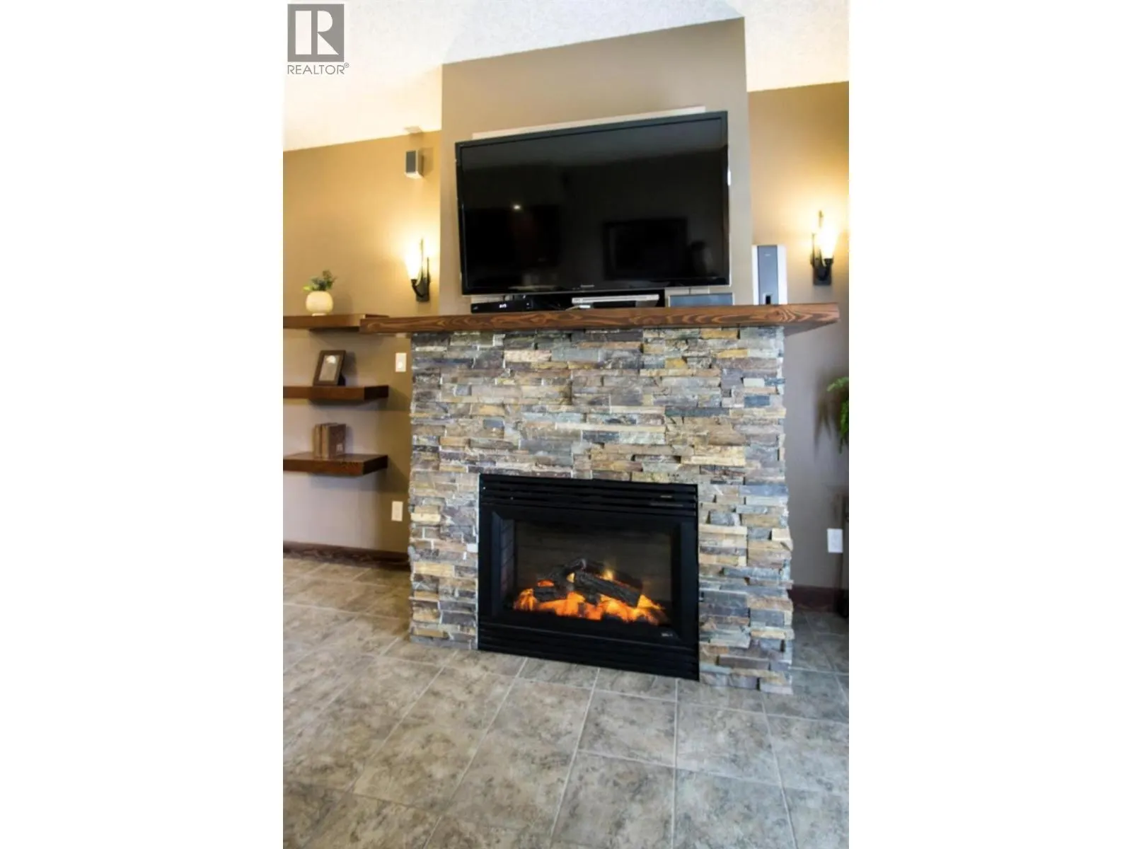 500 BIGHORN Boulevard Unit# 513