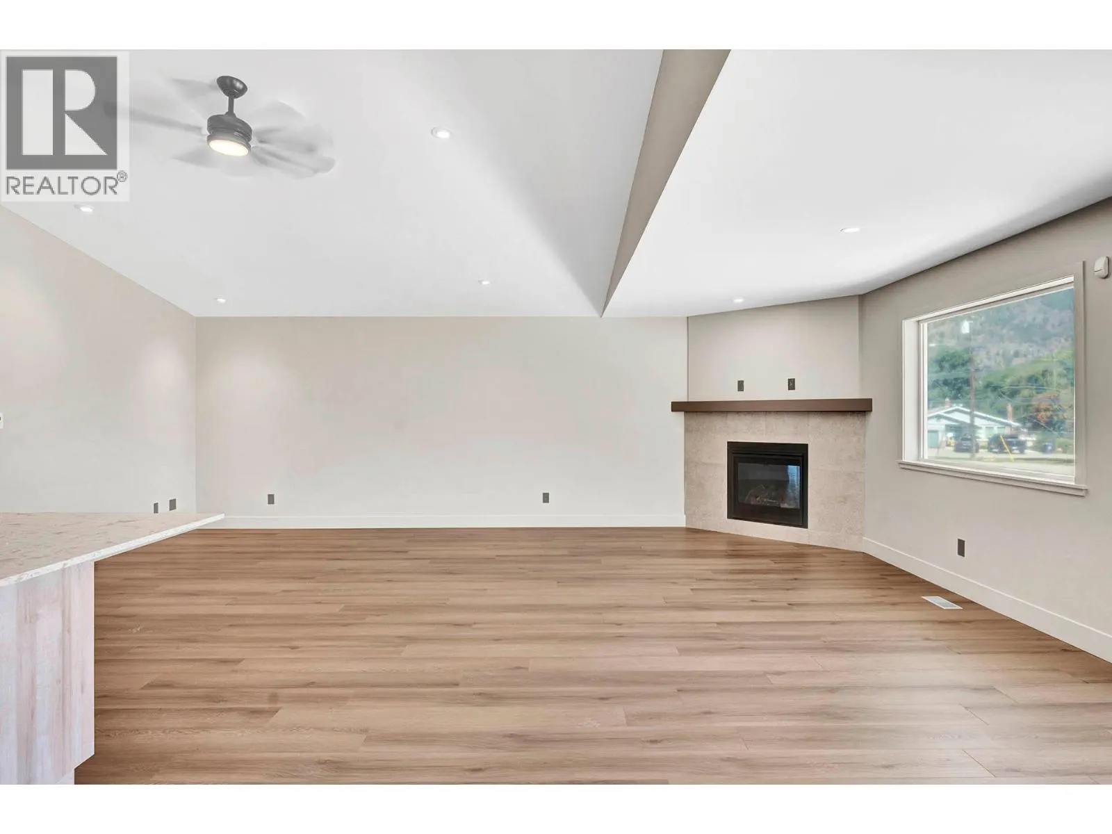 312 ARBUTUS Street Unit# 28