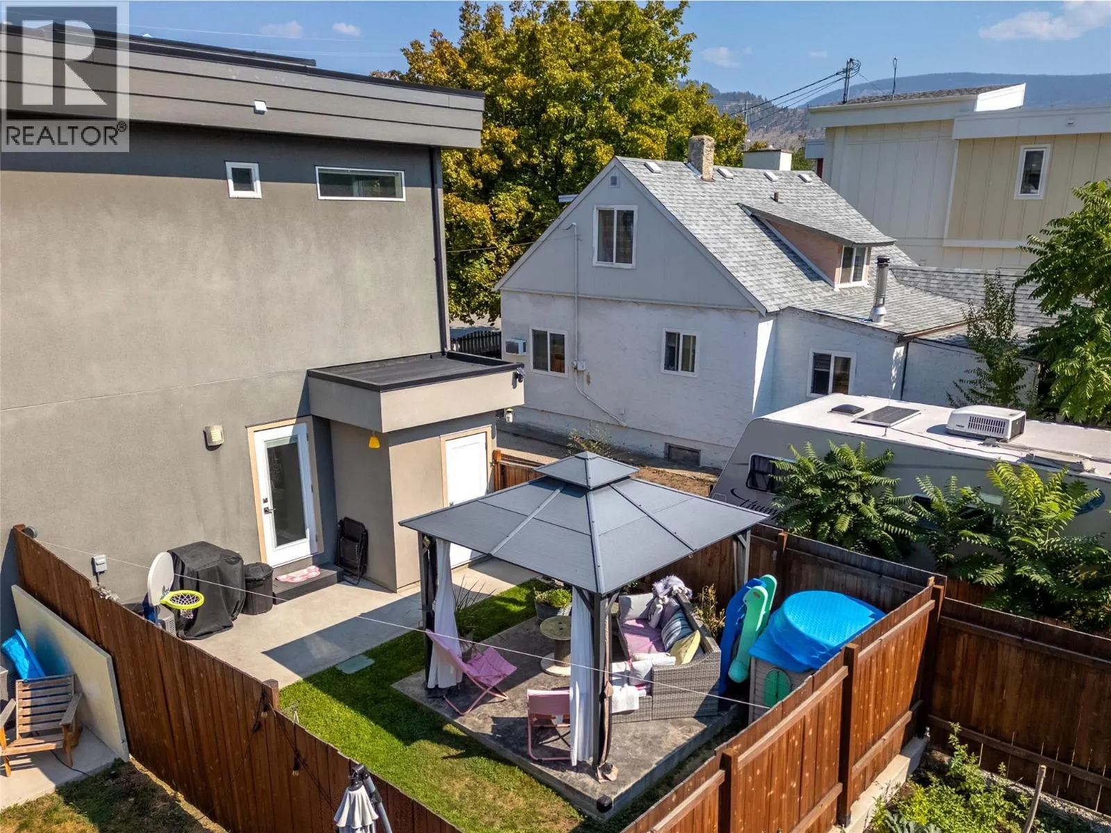 128 Cossar Avenue Unit# 101
