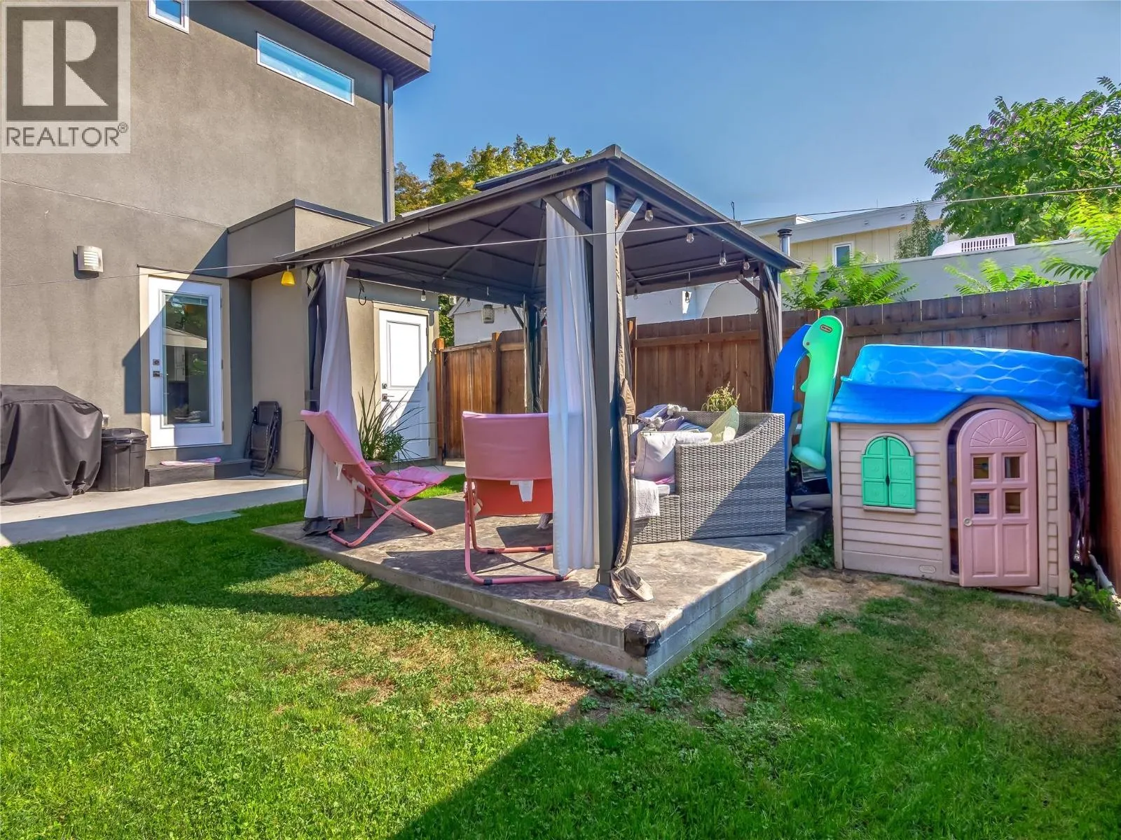 128 Cossar Avenue Unit# 101