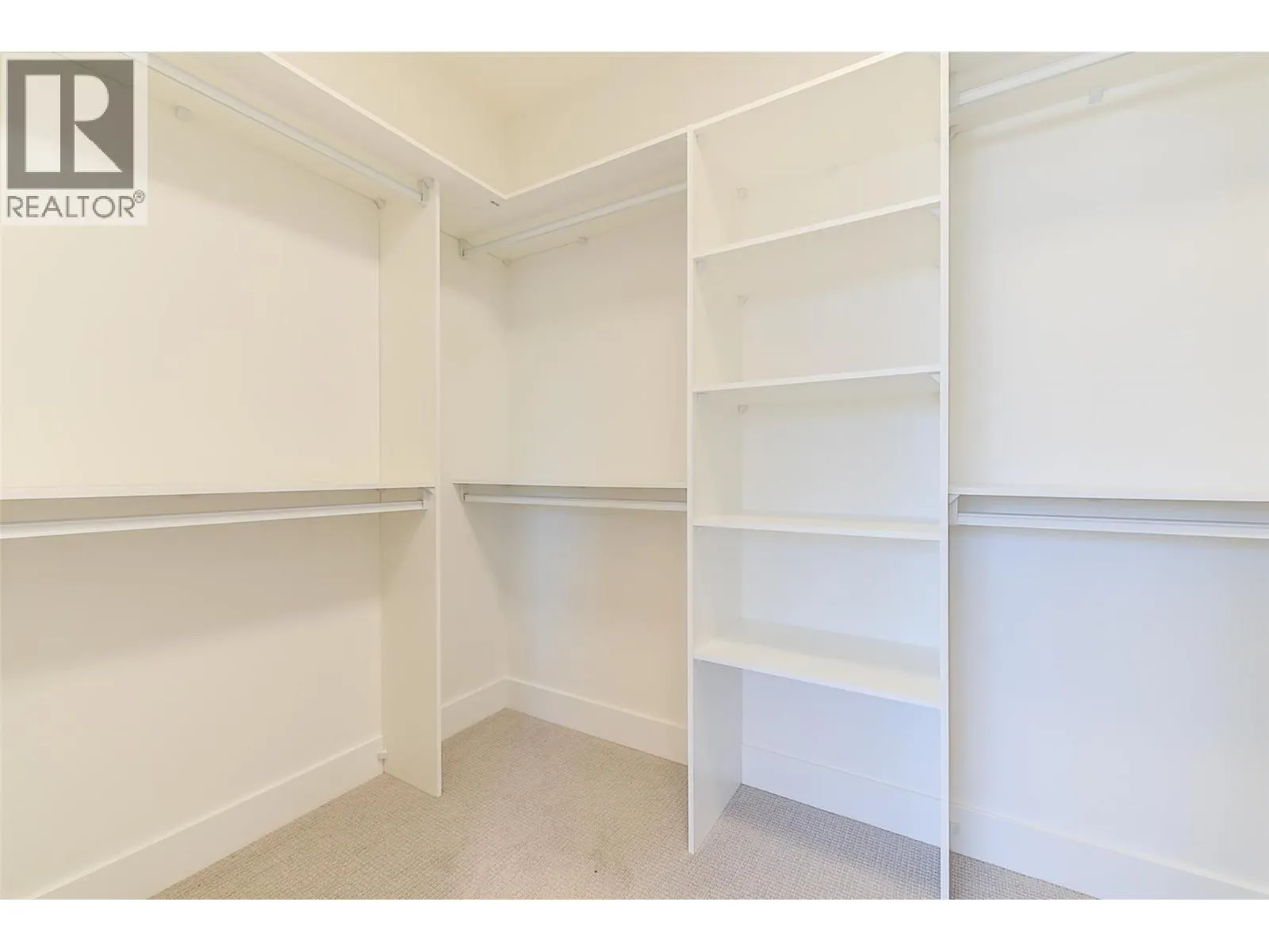 857 Kinnear Court
