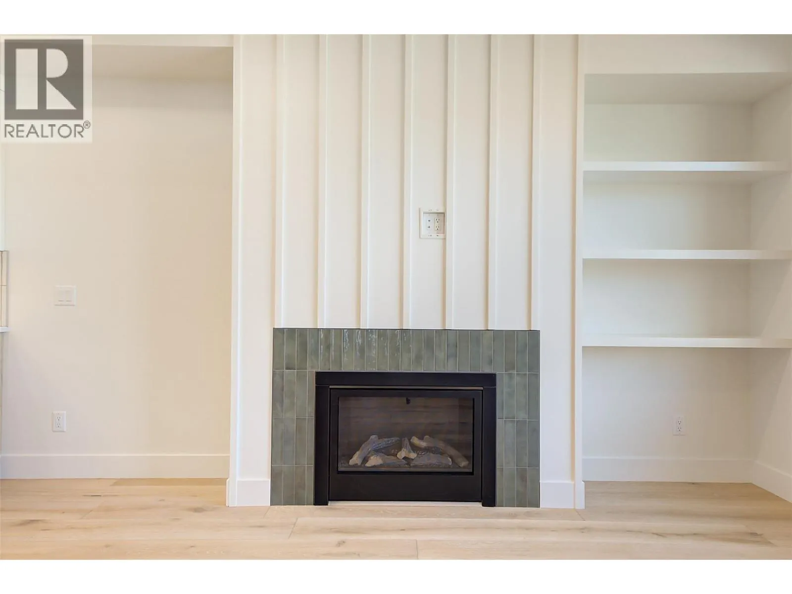 857 Kinnear Court