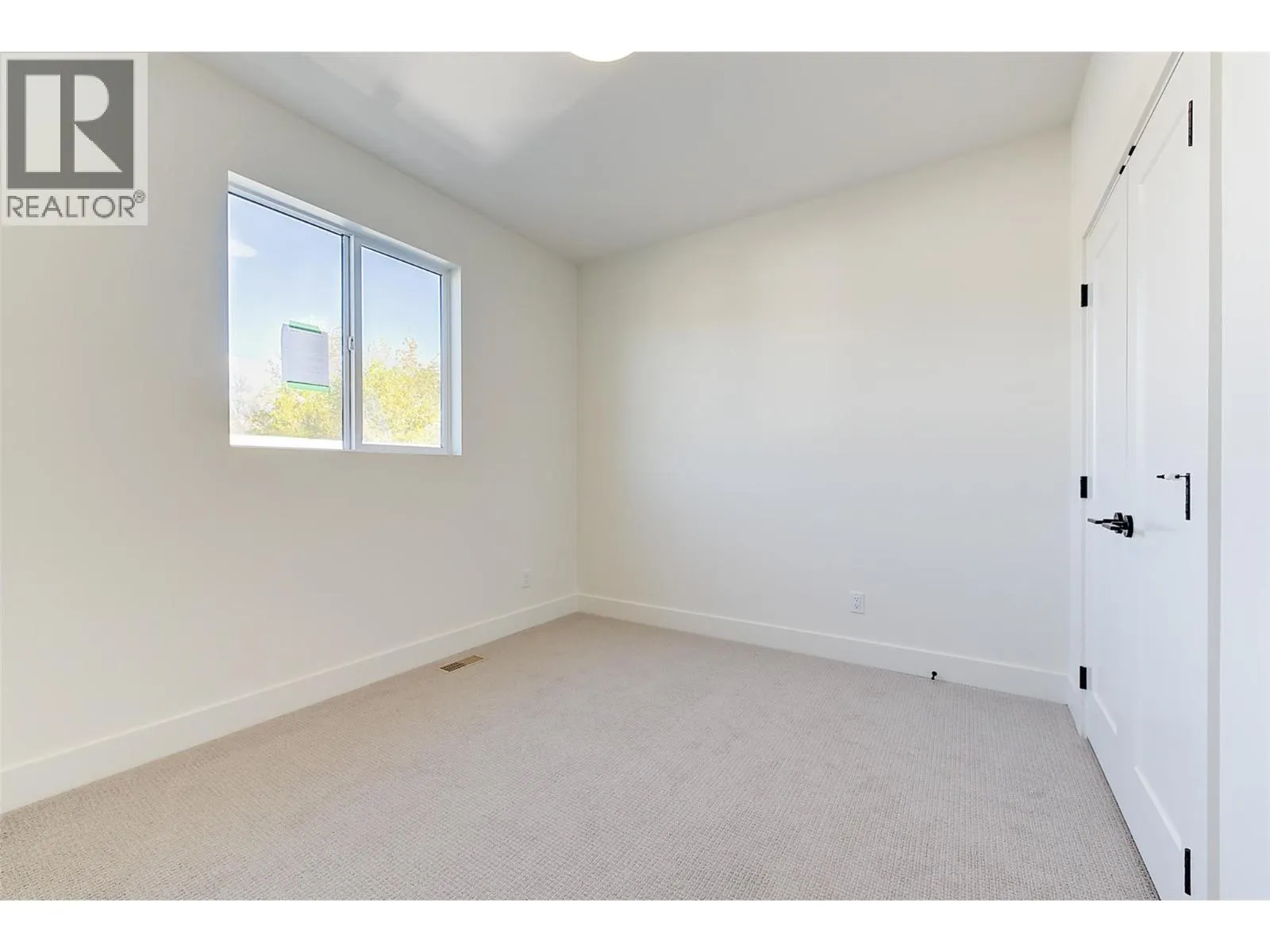 857 Kinnear Court