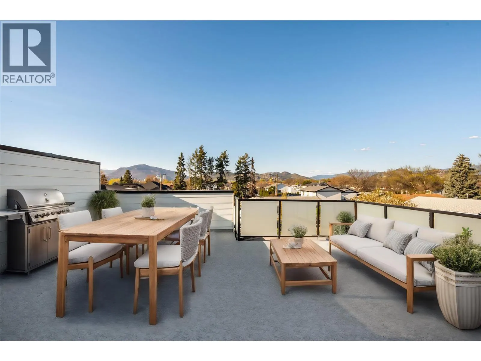 857 Kinnear Court