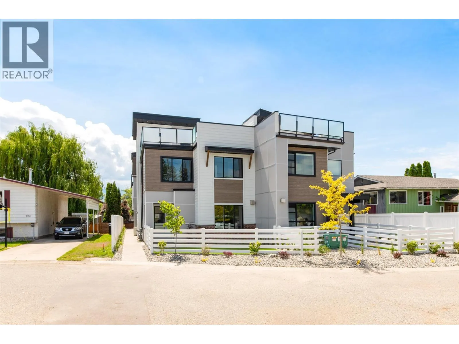 857 Kinnear Court