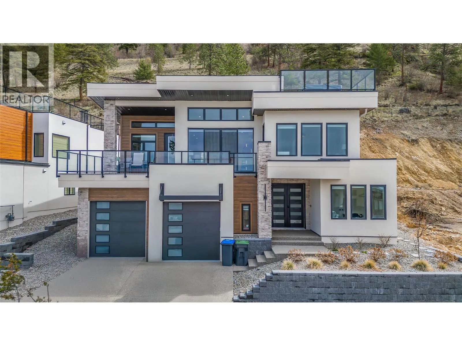 1189 Lone Pine Drive
