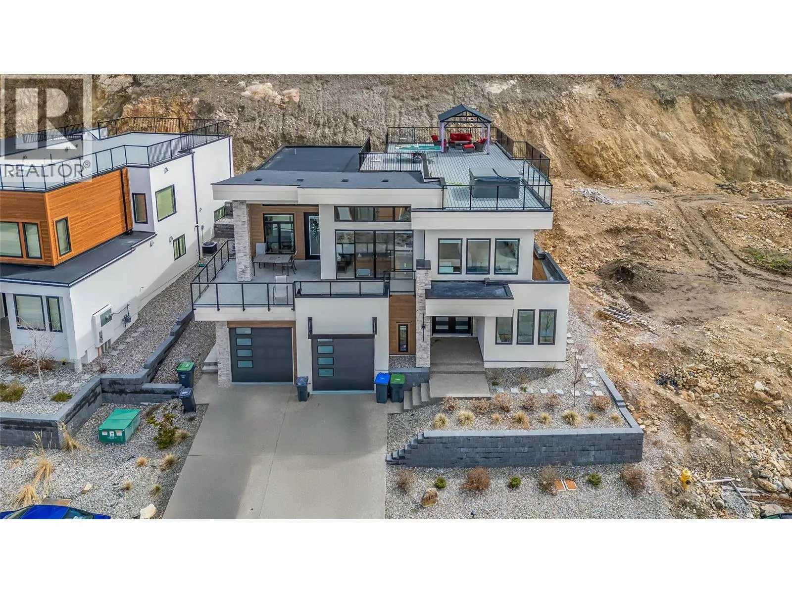 1189 Lone Pine Drive
