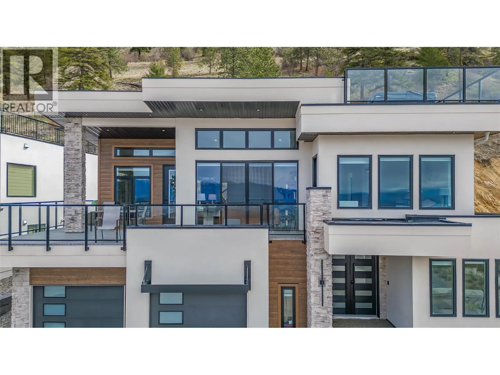 1189 Lone Pine Drive