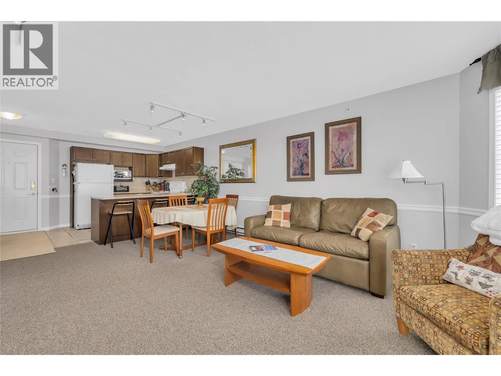 215 Kettleview Road Unit# 402