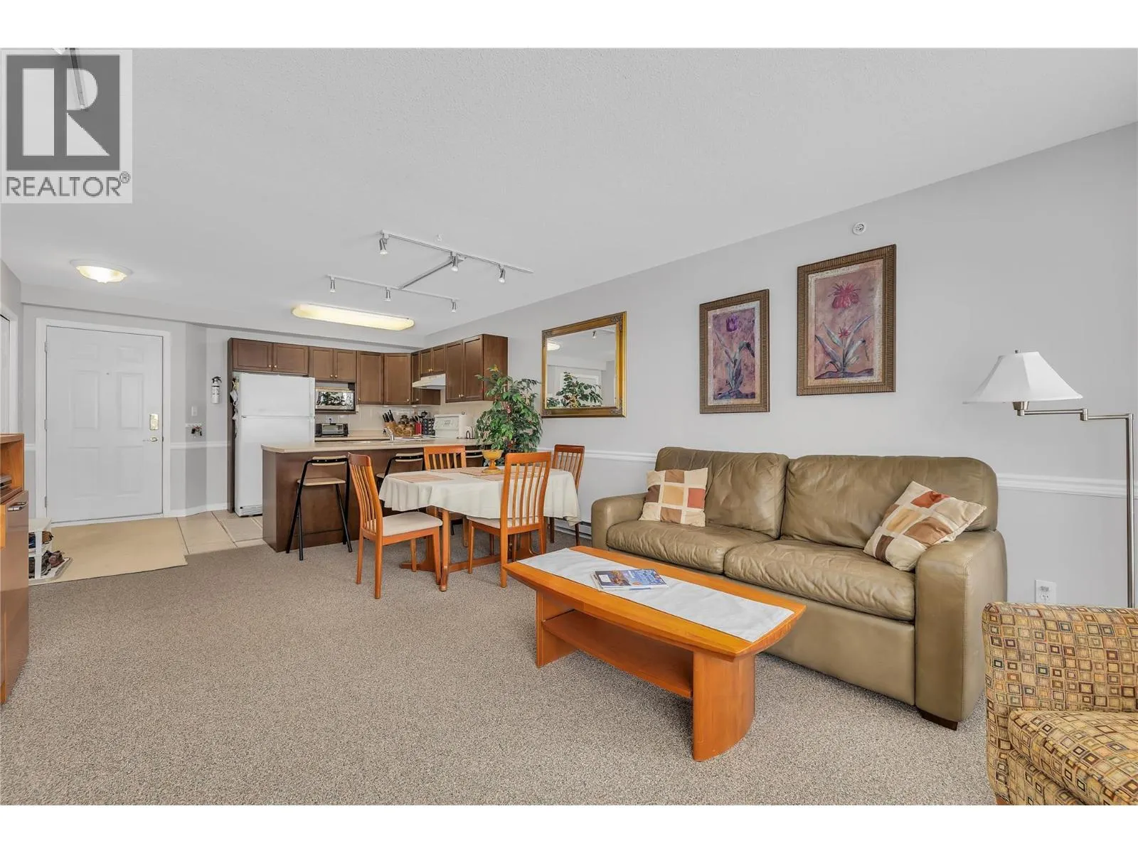 215 Kettleview Road Unit# 402