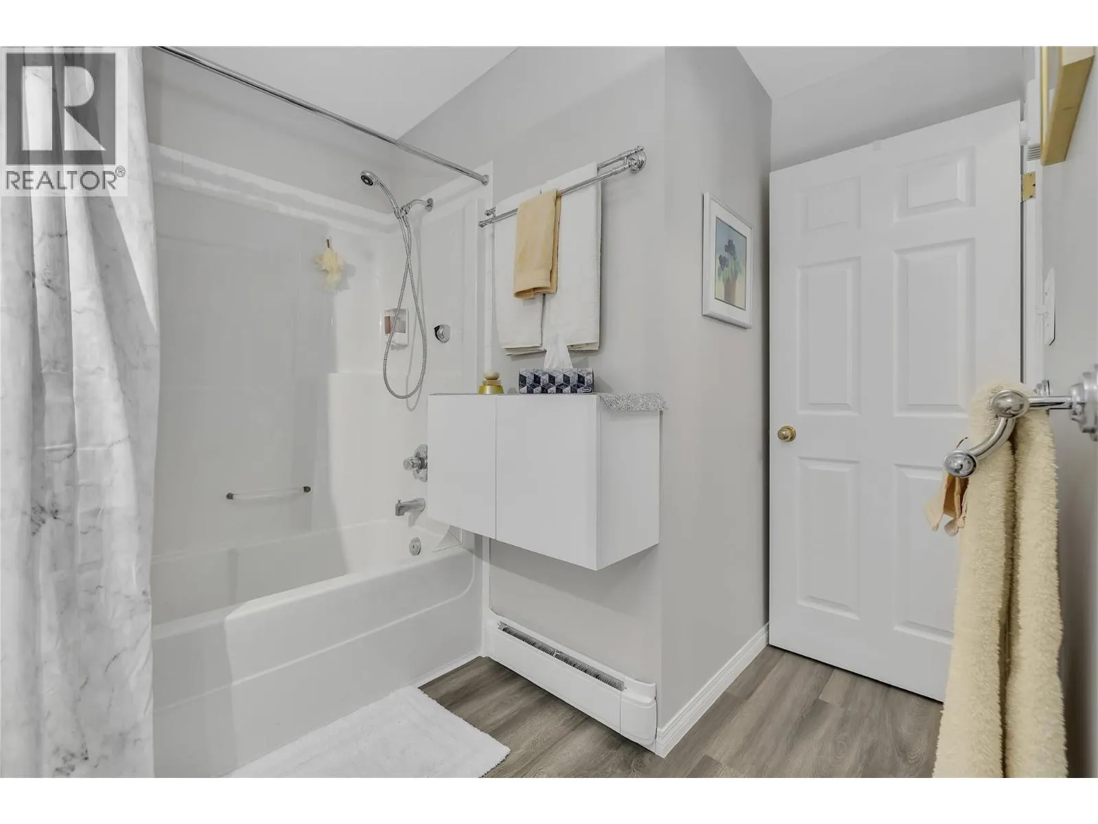 215 Kettleview Road Unit# 402