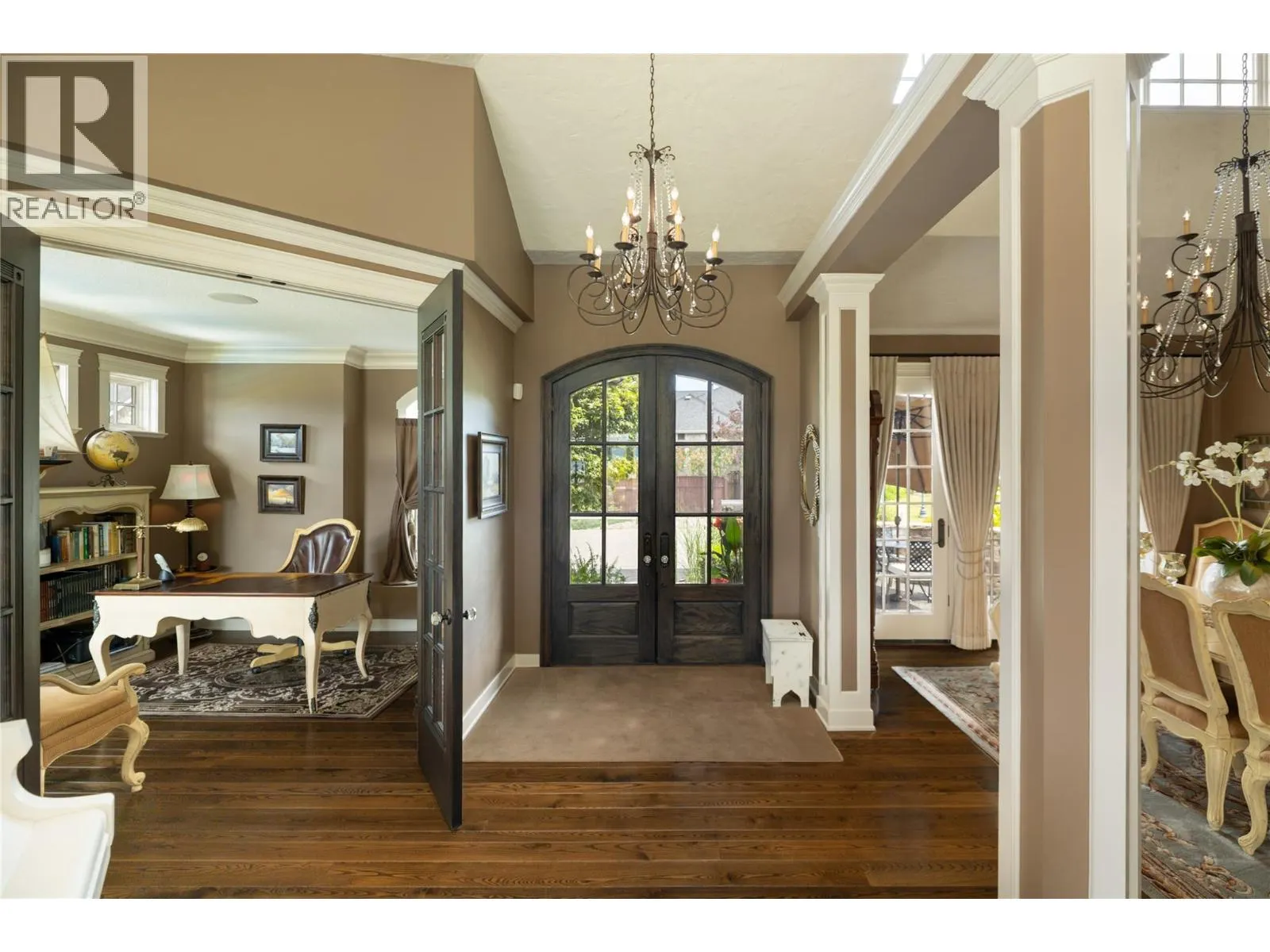 4768 CARMEL Crescent