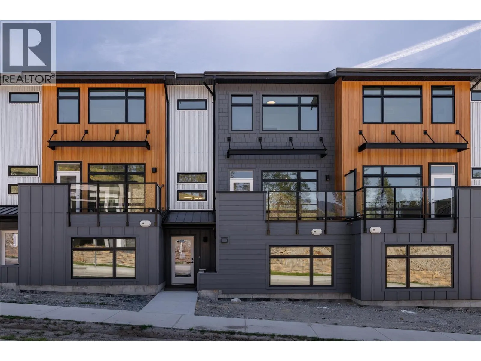 3425 Hilltown Drive Unit# 2