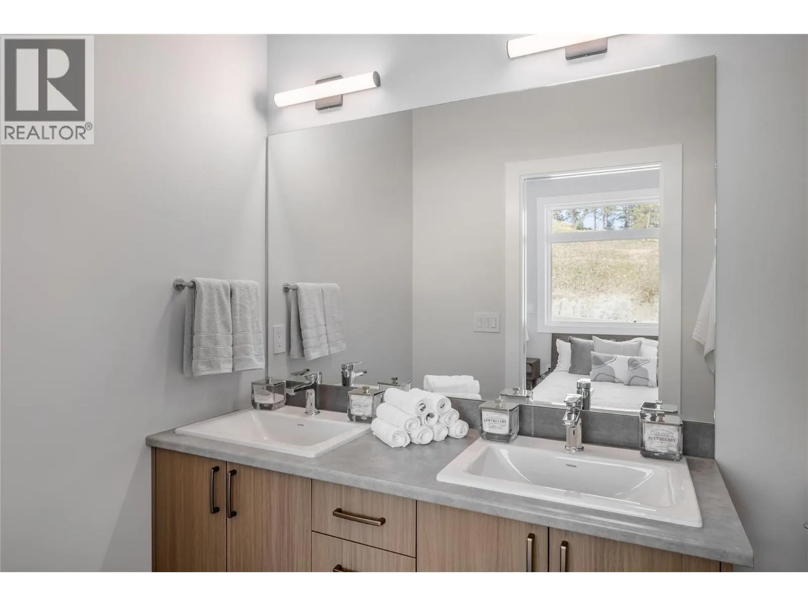 3425 Hilltown Drive Unit# 2