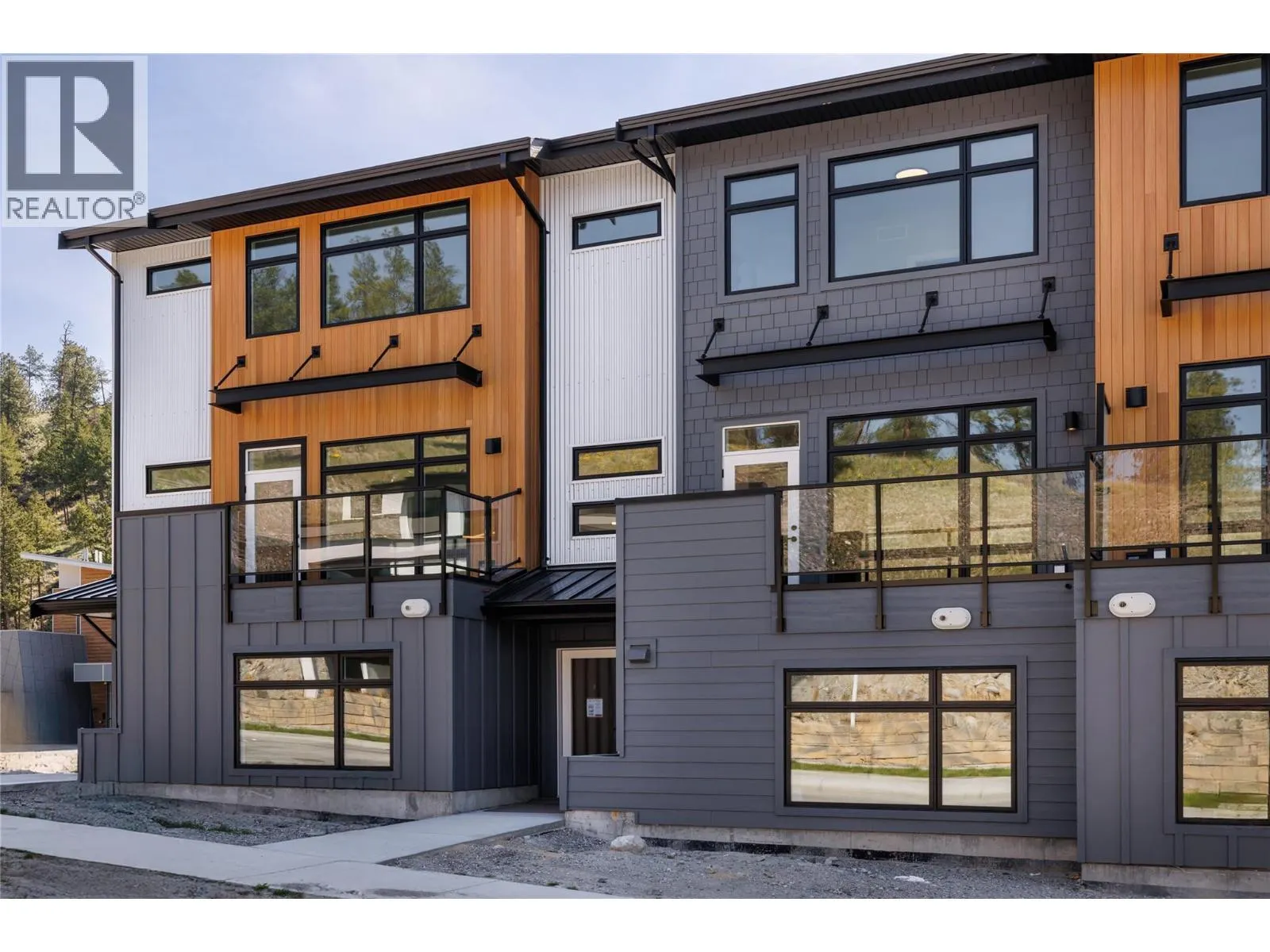 3425 Hilltown Drive Unit# 2